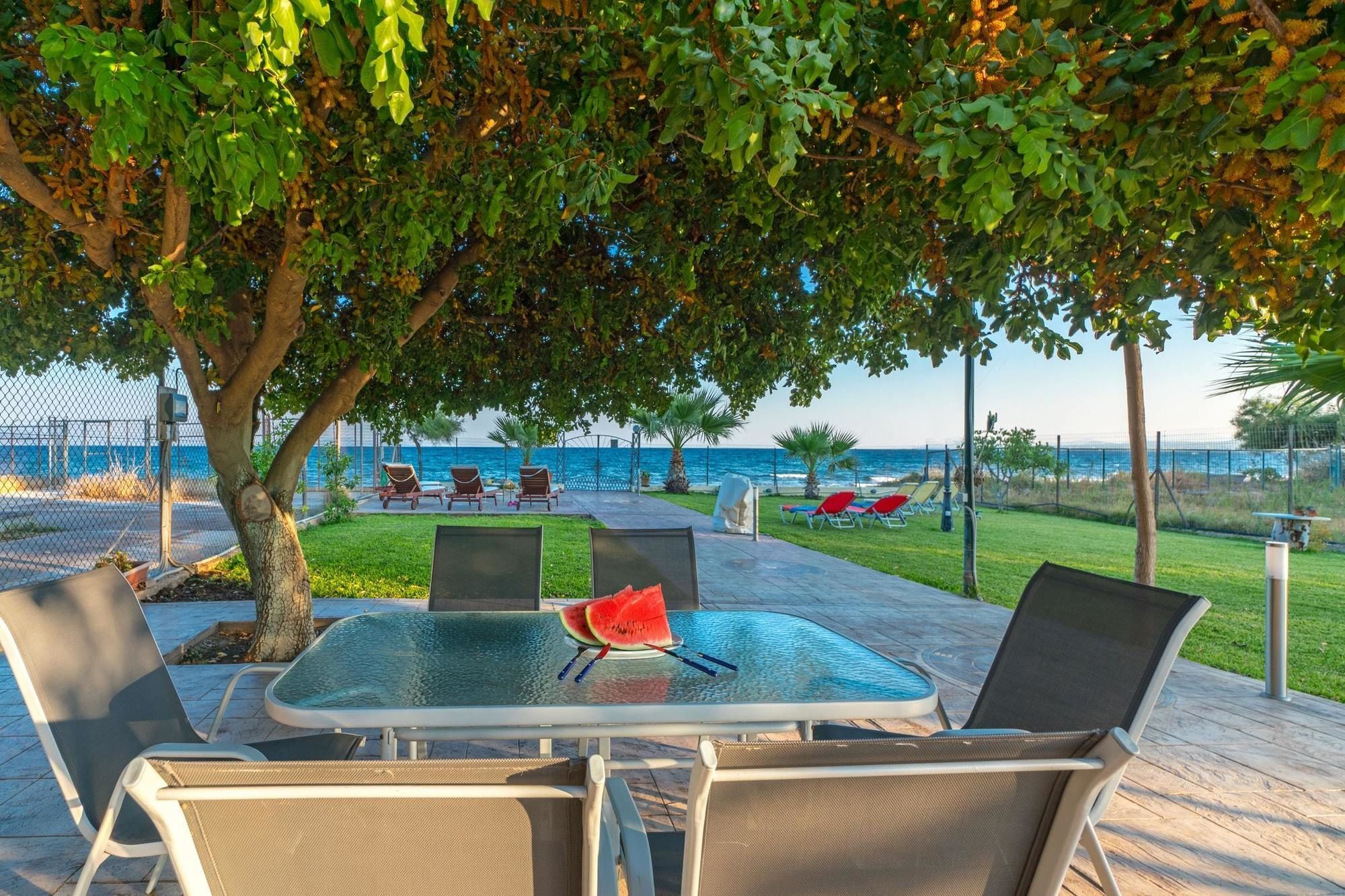 Maria'S Seaside Villa - House With 3 Rooms In Marathon, With Wonderful المظهر الخارجي الصورة